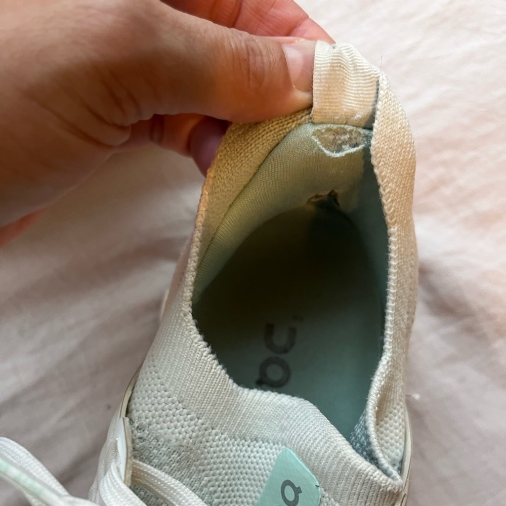 ON running On cloud cloudswift running athletic shoes women’s size 7 white green - Picture 6 of 12